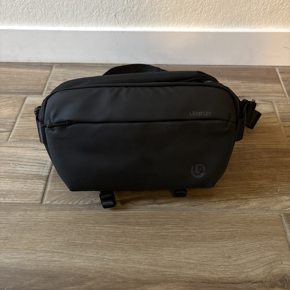 Ulanzi PBO38 Camera Sling Bag for Outdoor Travel 10L New Without Tags